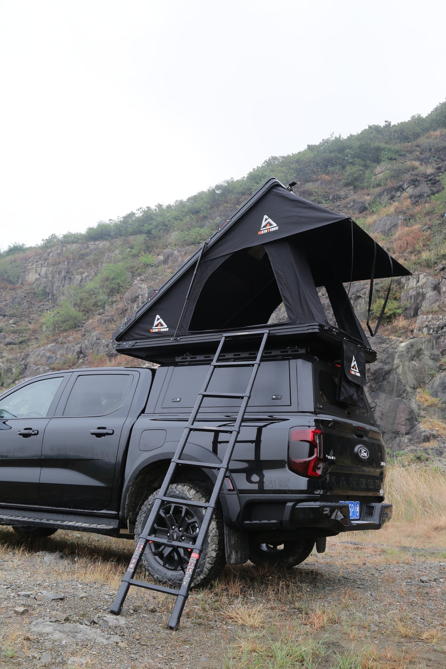 BEDTIME Hard Shell Rooftop Tent-Honeycomb aluminum,Hydraulic support,three second speed open,Roof rack,High rebound memory sponge mattress,Sturdy,Better ventilation For 2-3 people Car SUV Truck tent