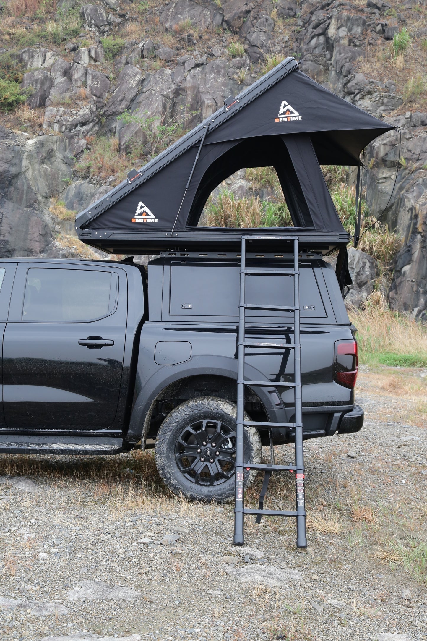 BEDTIME Hard Shell Rooftop Tent-Honeycomb aluminum,Hydraulic support,three second speed open,Roof rack,High rebound memory sponge mattress,Sturdy,Better ventilation For 2-3 people Car SUV Truck tent