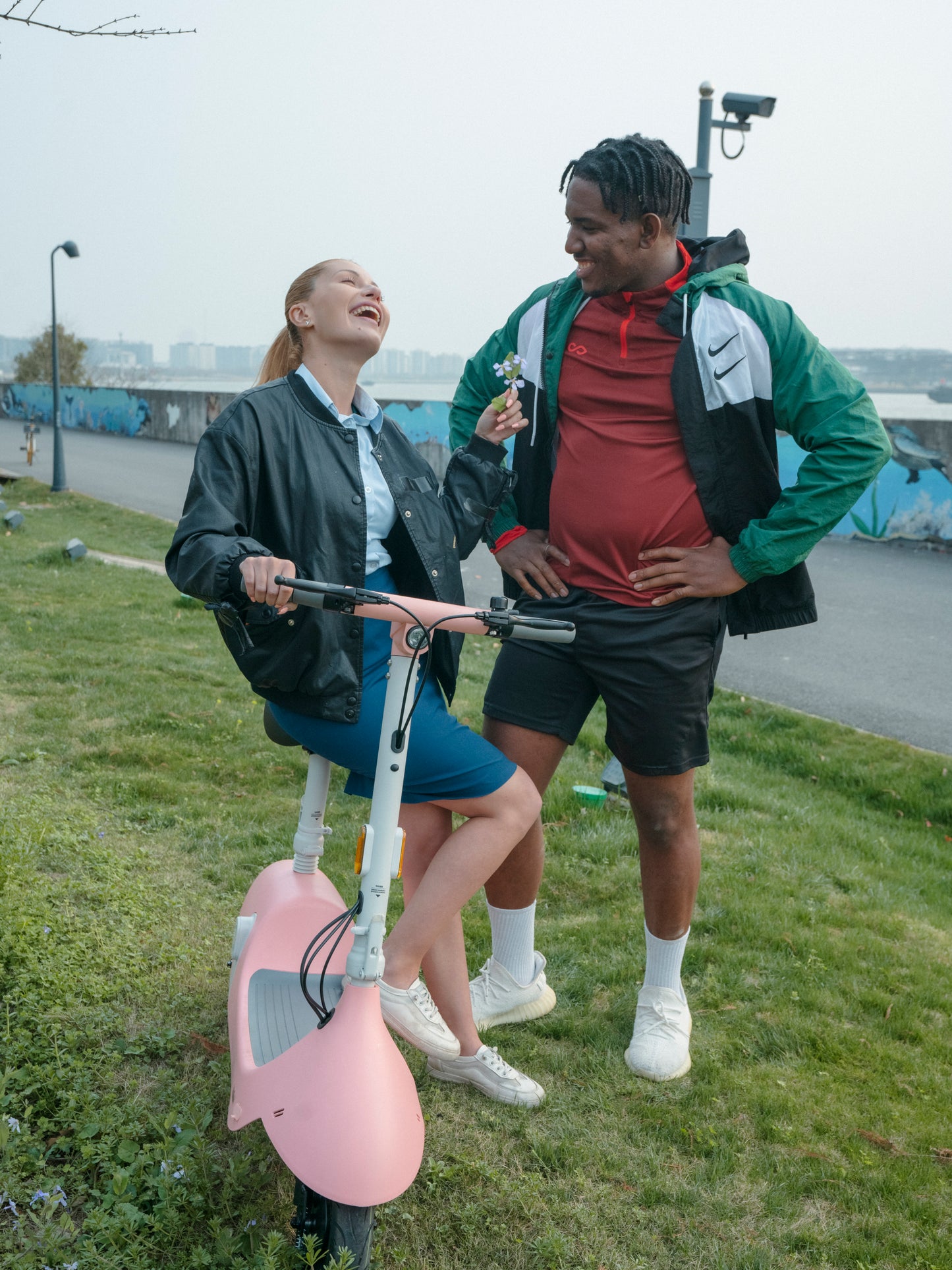 Electric Scooter with Foldable Seat w/35 Miles Operating Range & 15.5mph Max Speed - Pink