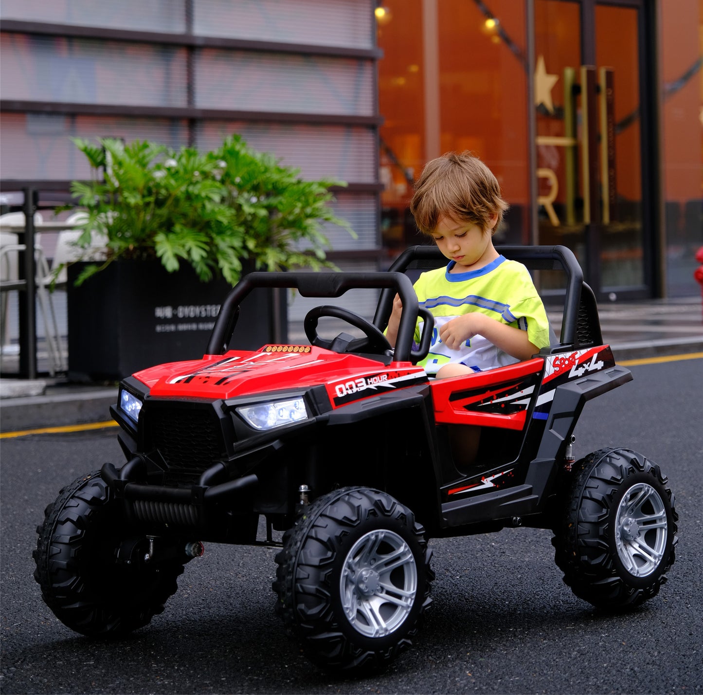 ride on car,kids electric car, riding toys for kids with remote control  Rechargeable Battery Powered Electric Car with 4 Motors Amazing gift for 3~6 years boys/girls